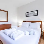 Madorra House I Heated Pool 게스트하우스