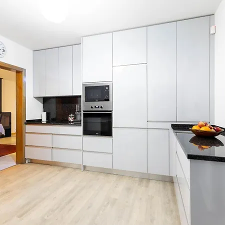 Madorra House I Heated Pool Guest house Paredes de Coura